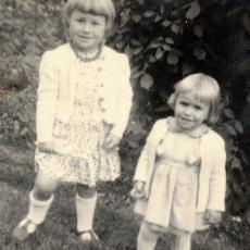 CCF_000084_SusiundTina1957