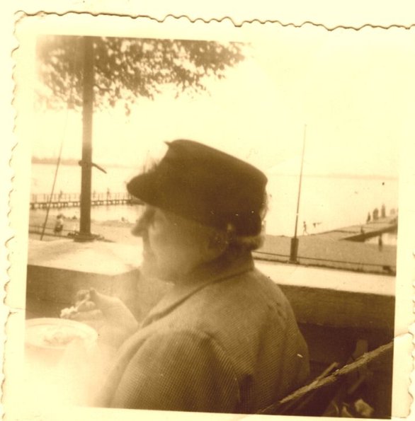 CCF_000314_OmaSelmaKuhnzuBesuchbeiihrerSChwesterinWestberlin1960