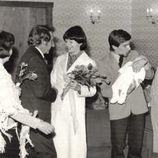 CCF_000350_HochzeitTinaundOleg01041978undJaschaFamLieskeundBösch1978