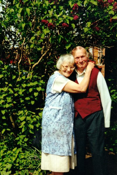 CCF_000333_VatiundseineMausi_Lübow2000