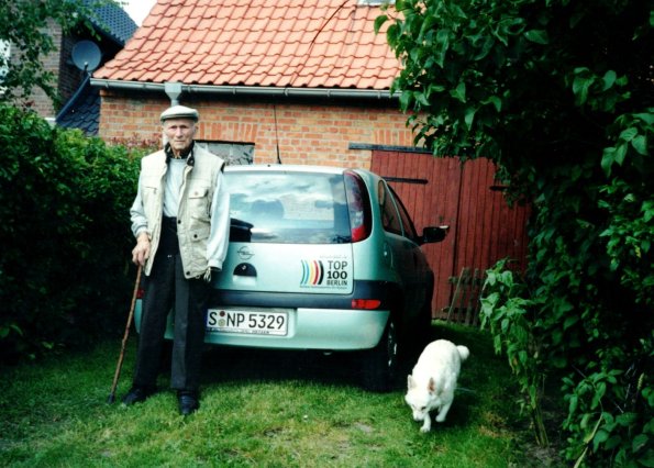 CCF_000409_sommerLübowVatigeht esbesser_2001