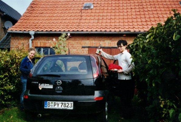 CCF_000589-2004 Julia mit Freund