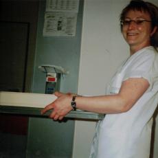 CCF_000356_ Mai2006_ Oma Krankenhaus