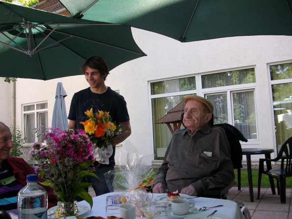 Digital Camera P42001